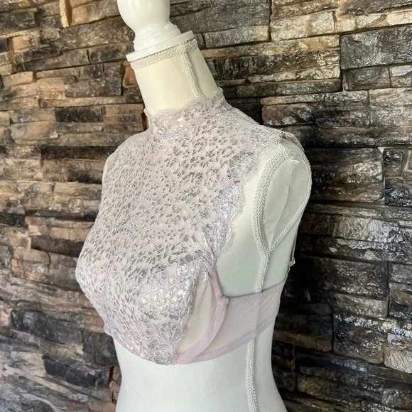 Victoria's Secret Sheer Lace Top in Light Pink - Picture 11 of 14